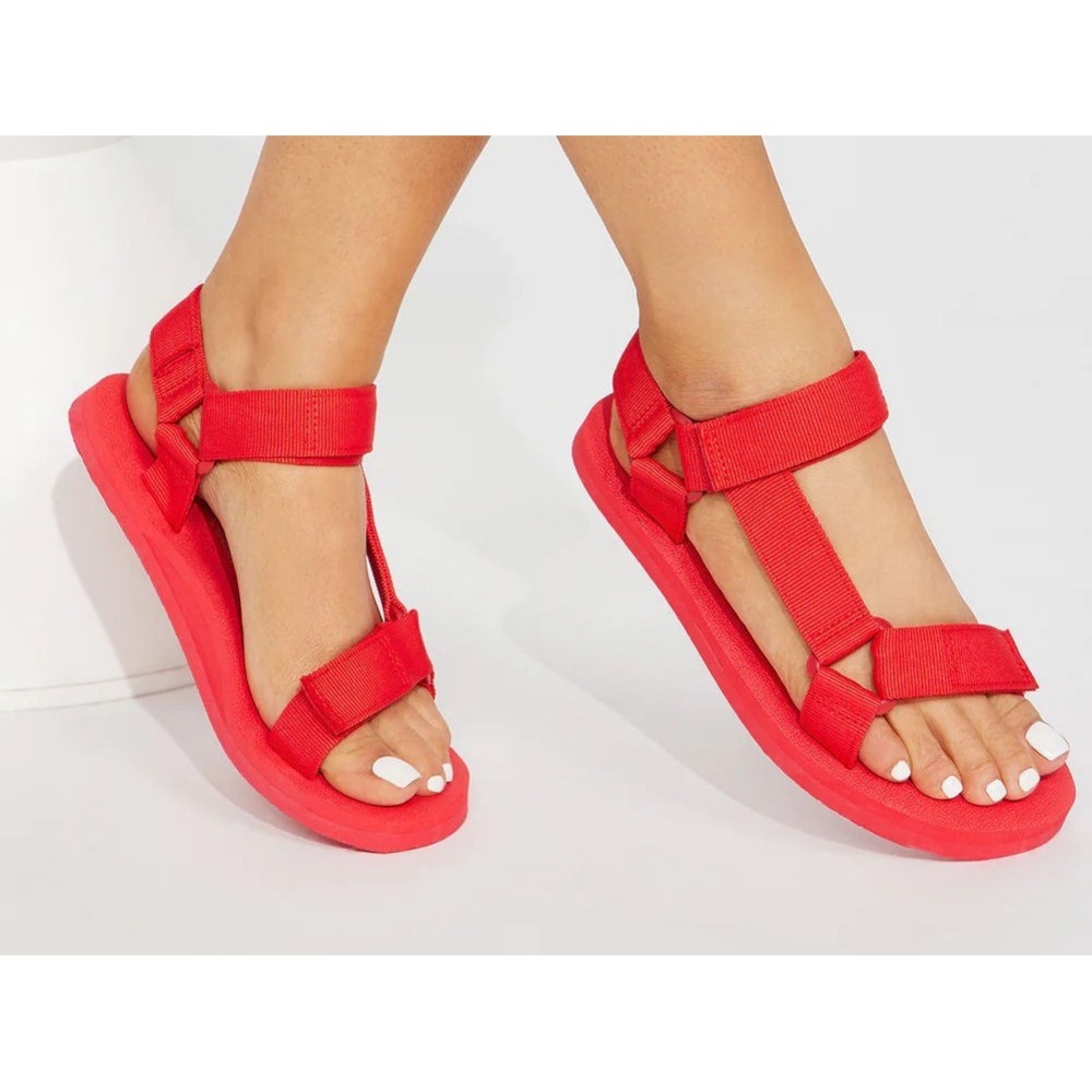 Fashion Nova Women's Beach Party Flat Strappy Sandals - Red - Size 8.5